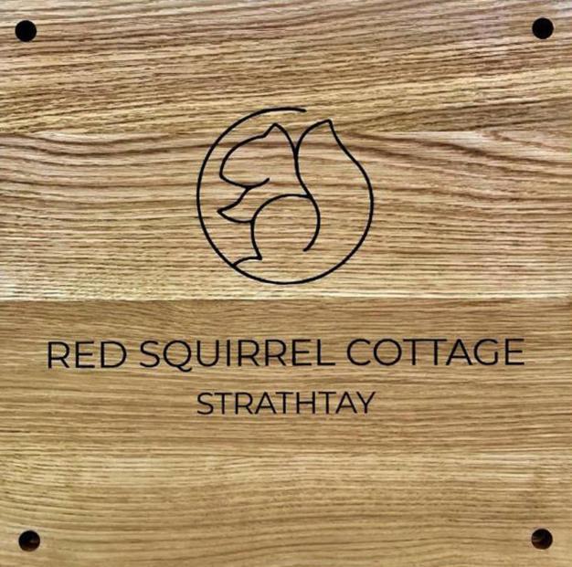 Red Squirrel Cottage Strathtay Exterior photo